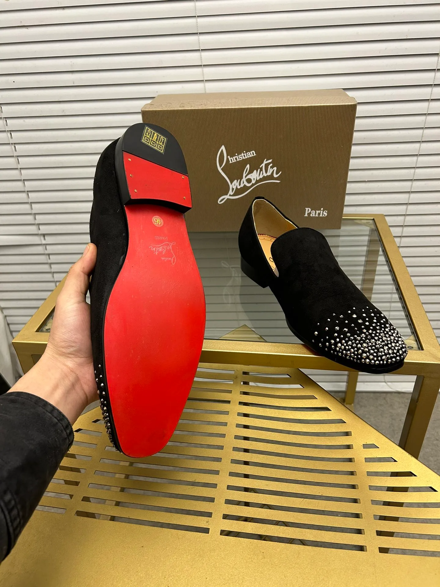 (Customized model) Ex-factory price is 520. christian louboutin (CL red sole shoes) counter series, casual sneakers for couples 📢 📢 📢 Exclusive hot style release 🎈🎈💪 Movable latex feet 👻 Finished outsole line [Proud] 😝Female 35-40# Male 38#-46, global supply😝 [Top version]: Original imported genuine leather upper, top original leather lining, original molded TPU outsole, original 1:1 detail processing, original shoe last,